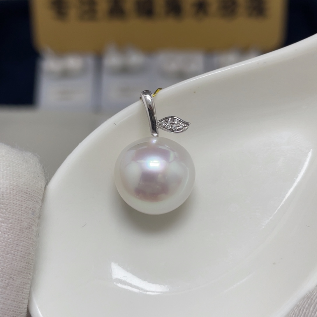 18K金镶嵌海水珍珠澳白吊坠13-14