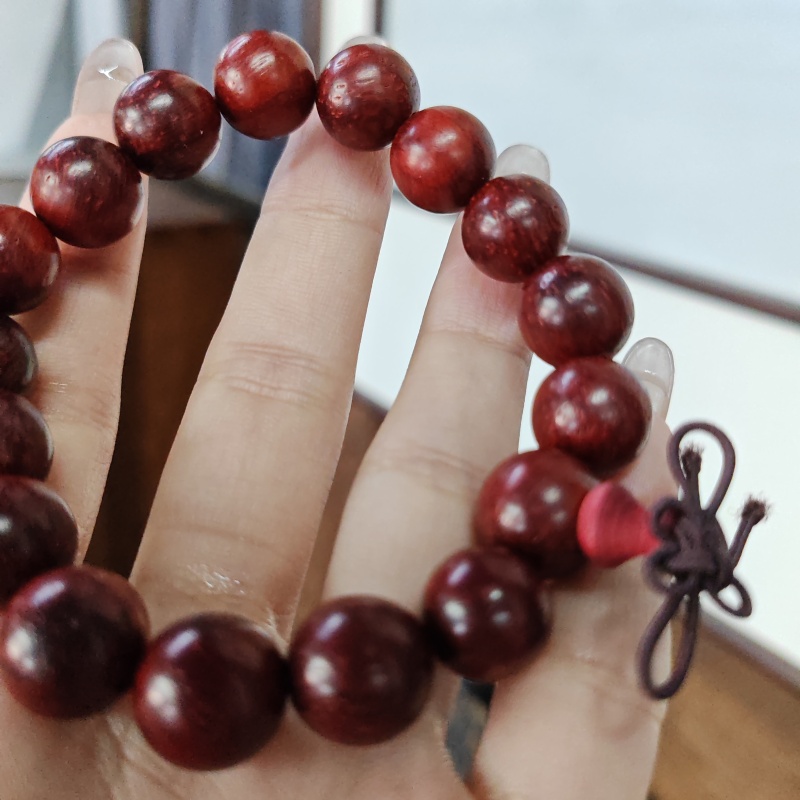 S-0103 精选手串搭配无礼盒