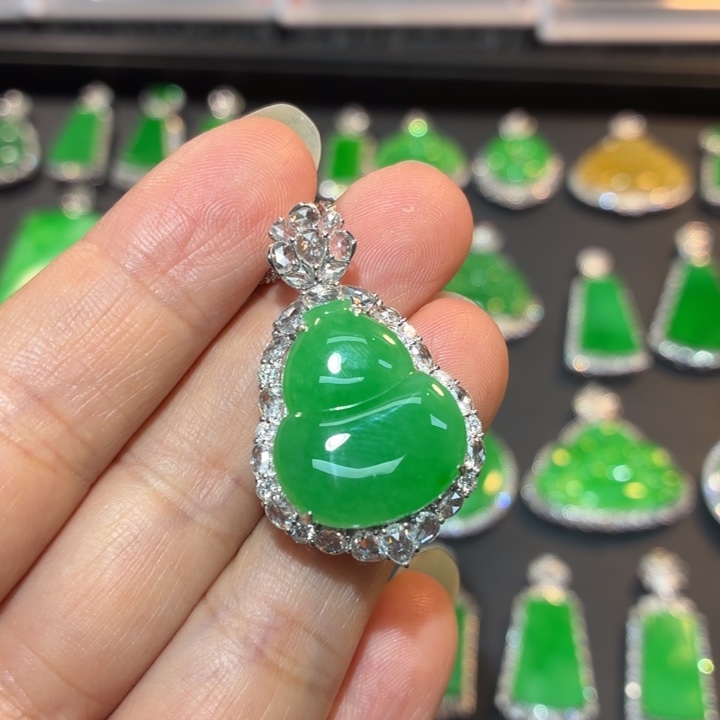 翡翠18K金镶嵌吊坠(不含链)翡翠