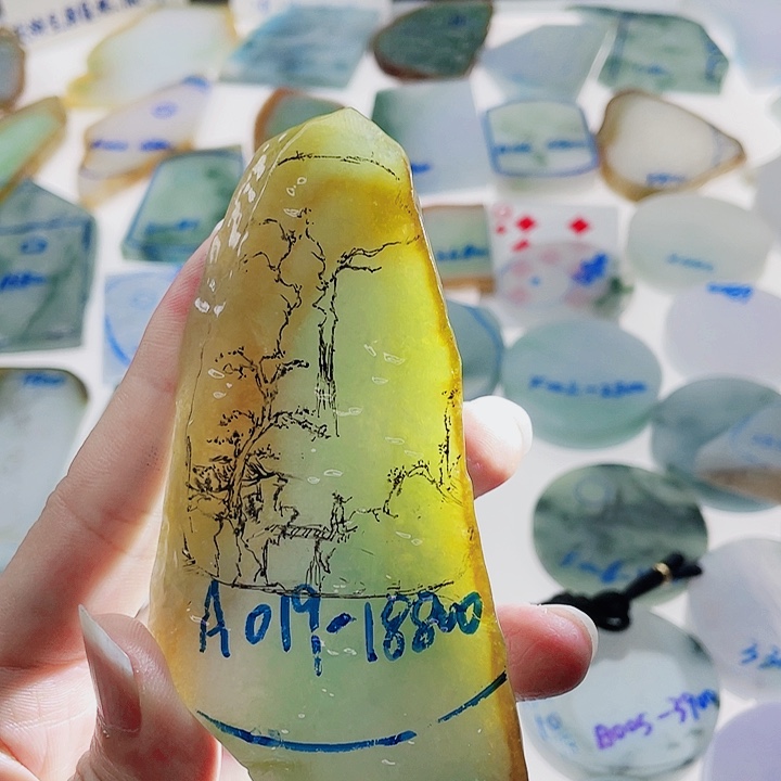 定制翡翠未镶嵌定制