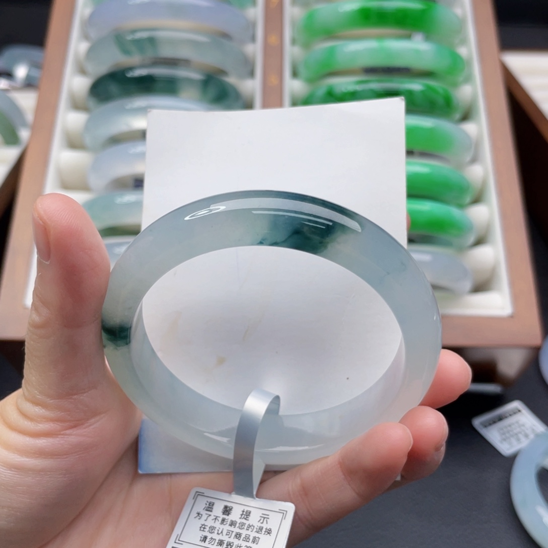 翡翠未镶嵌手镯55.5冰飘花