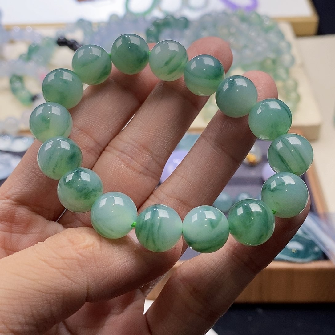 未镶嵌定制翡翠阿*文翡翠