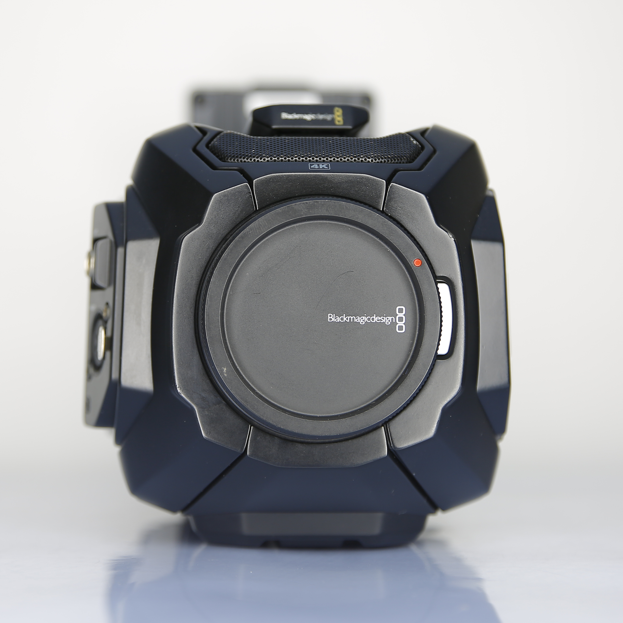 99新  BLACKMAGIC 黑魔法 4K专业院线电影机、电池、镜头、存储器