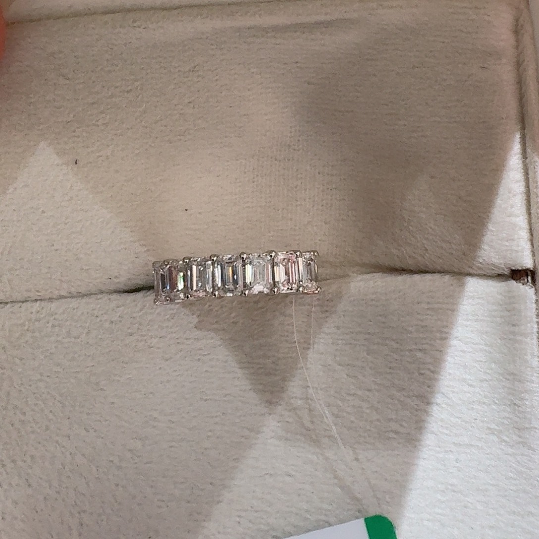 大***露铂Pt950镶嵌实验室培育钻石20圈口