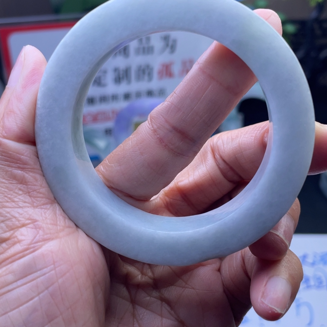 未镶嵌定制翡翠翡翠手镯