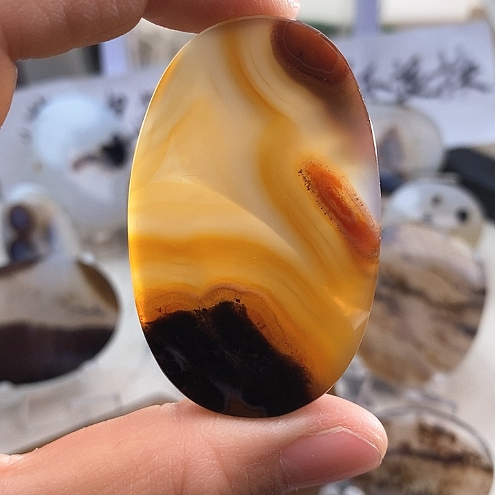 玛瑙/玉髓颈饰未镶嵌