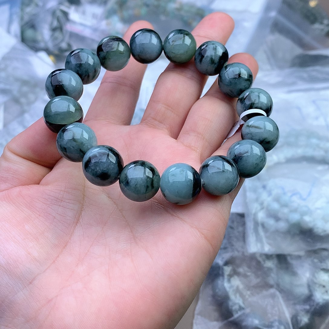 未镶嵌手串定制翡翠