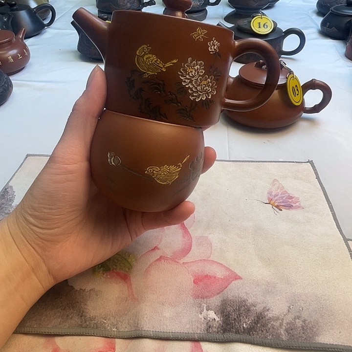 H*颜广西钦州坭兴陶茶壶