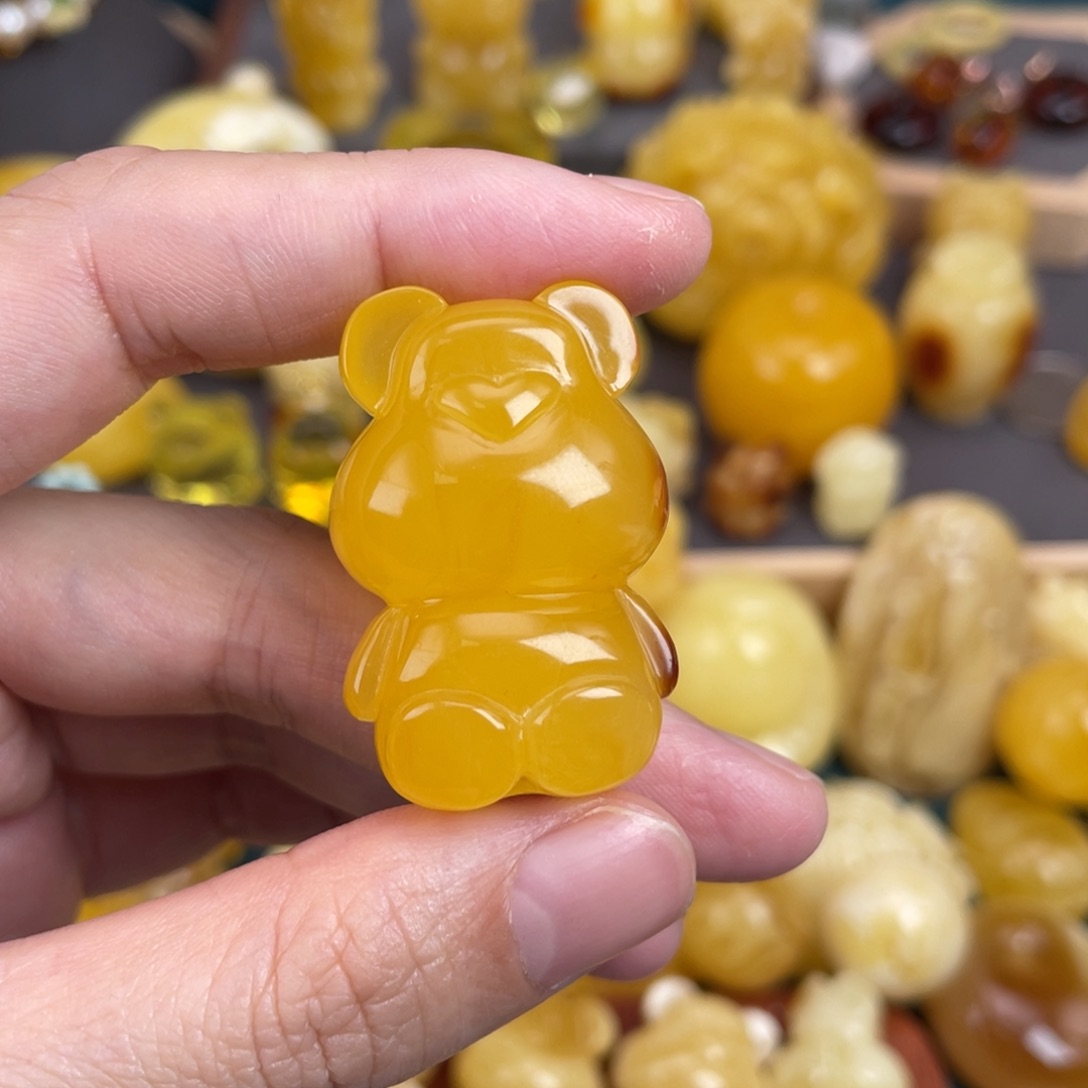 琥珀裸石未镶嵌蜜蜡