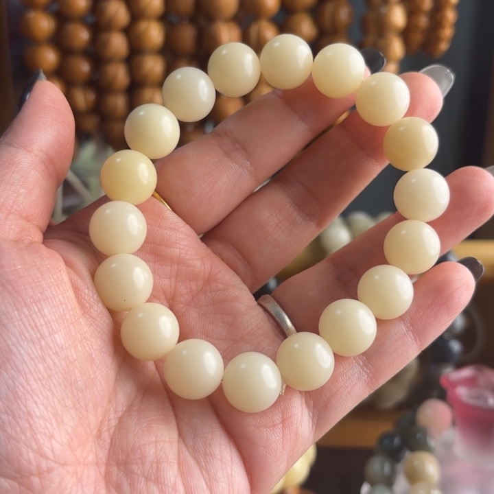 王****吊坠菩提根/象牙果