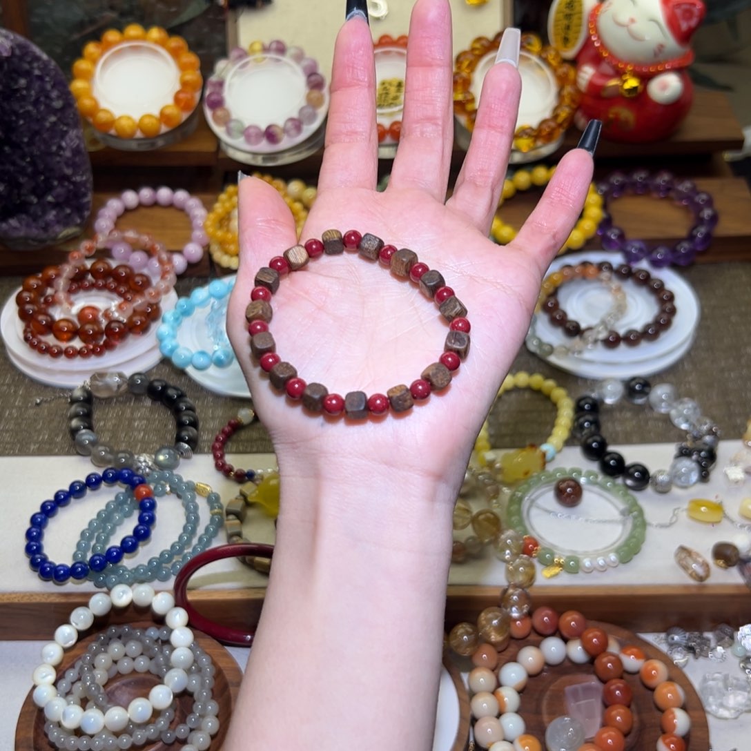 石英质玉手串未镶嵌开*