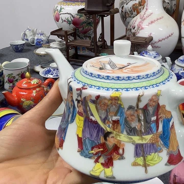 景德镇陶瓷博物有限公司，