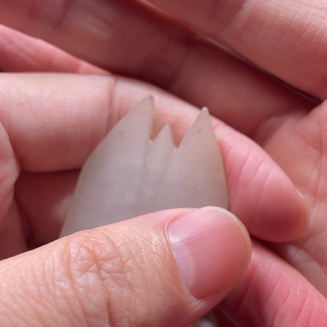 和田玉无未镶嵌孔****镜