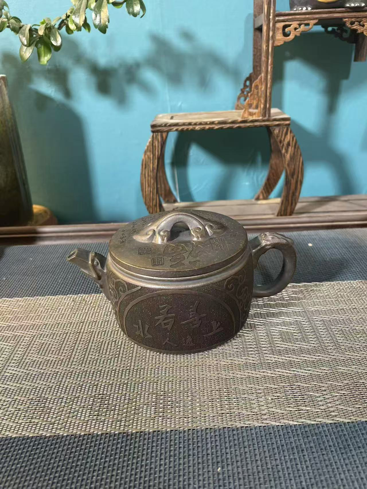 宜兴紫砂汉瓦紫砂壶