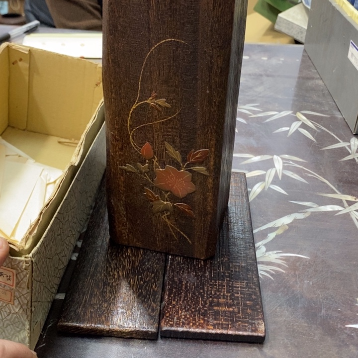 花瓶哈哈哈哈哈哈哈哈