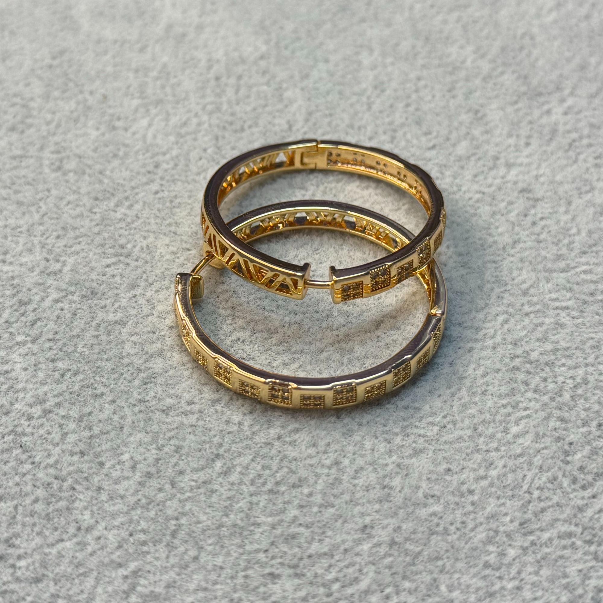 铜合金锆石耳饰 圈圈带钻大耳环0085