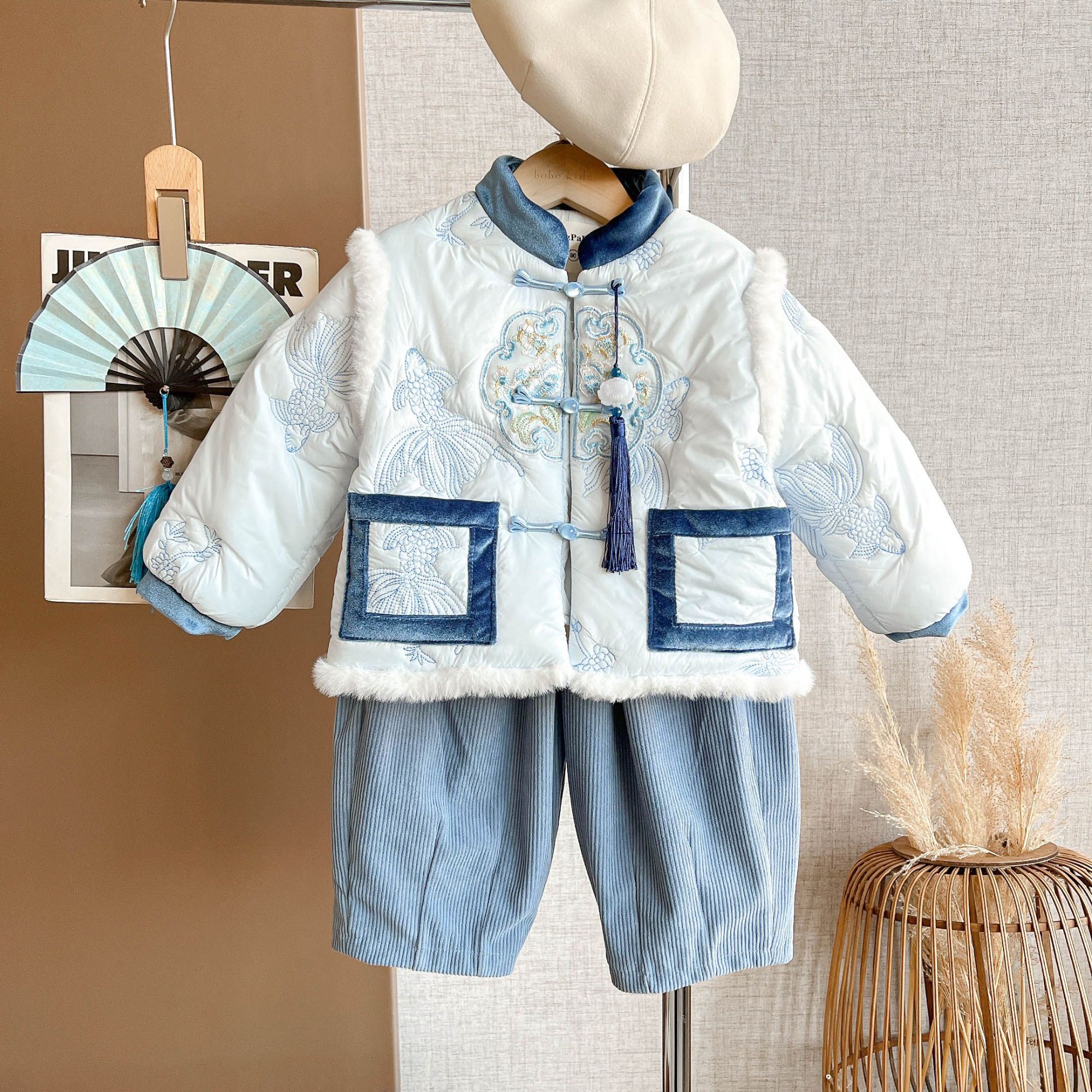 啵小爸【雾天寒雪】2025冬季男童新中式立体刺绣加绒加厚拜年服唐装