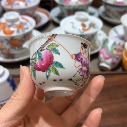 手绘茶杯盖碗壶承陶瓷