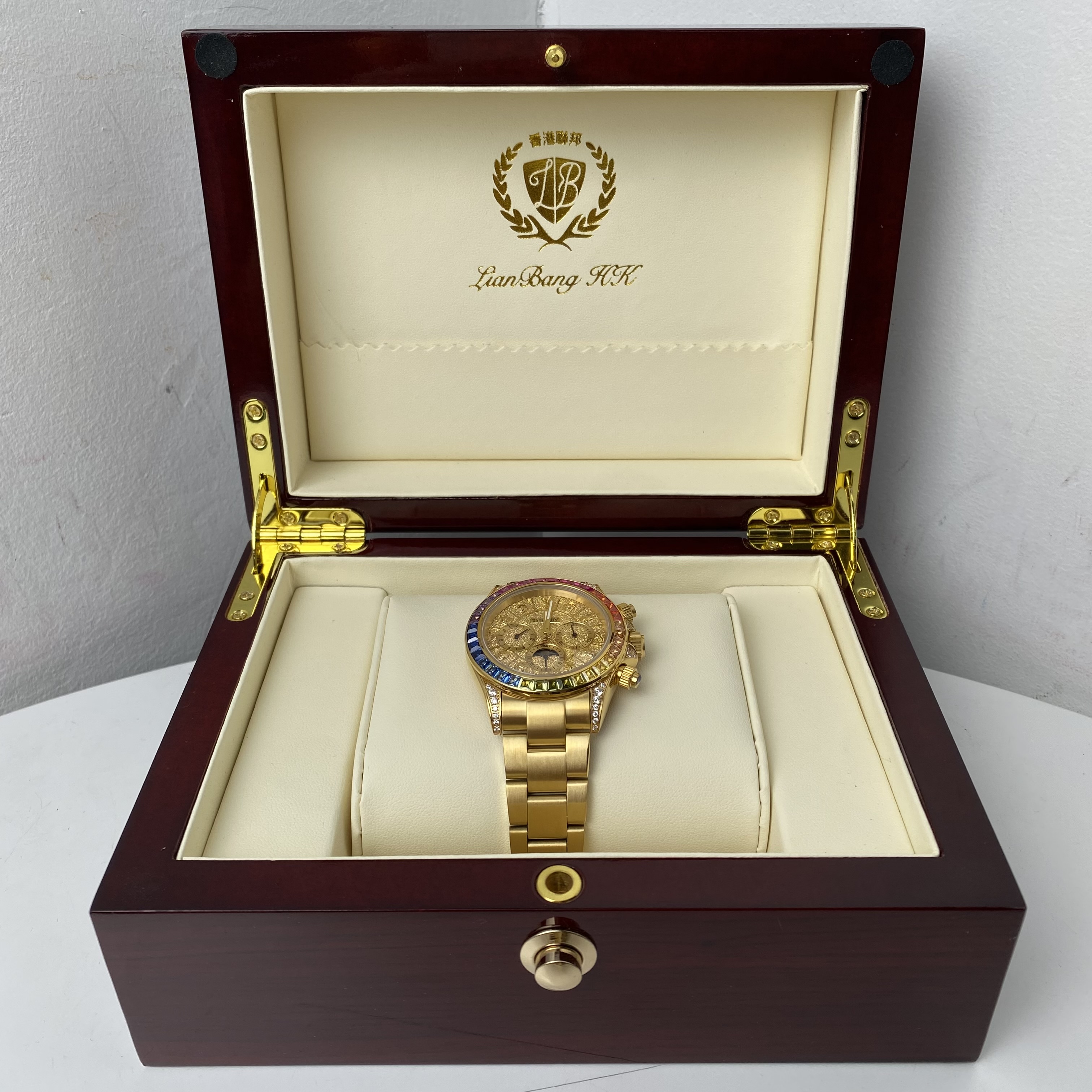 3946【高级定制】 经典时尚十二生肖系列全自动机械腕表【赠调表器】