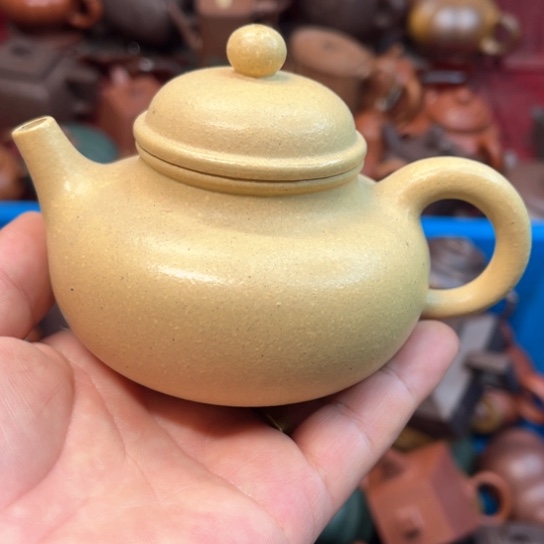 紫砂茶壶…………瑕疵