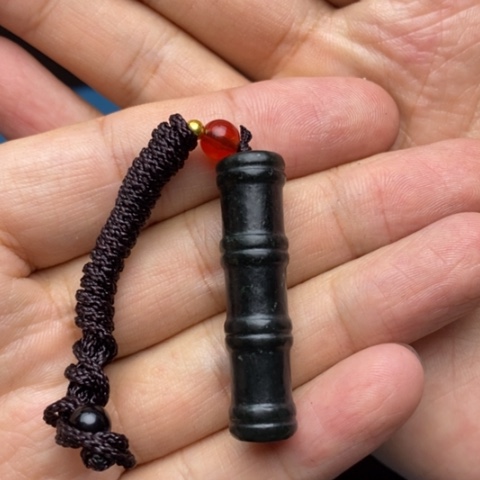 徒***步和田玉未镶嵌颈饰