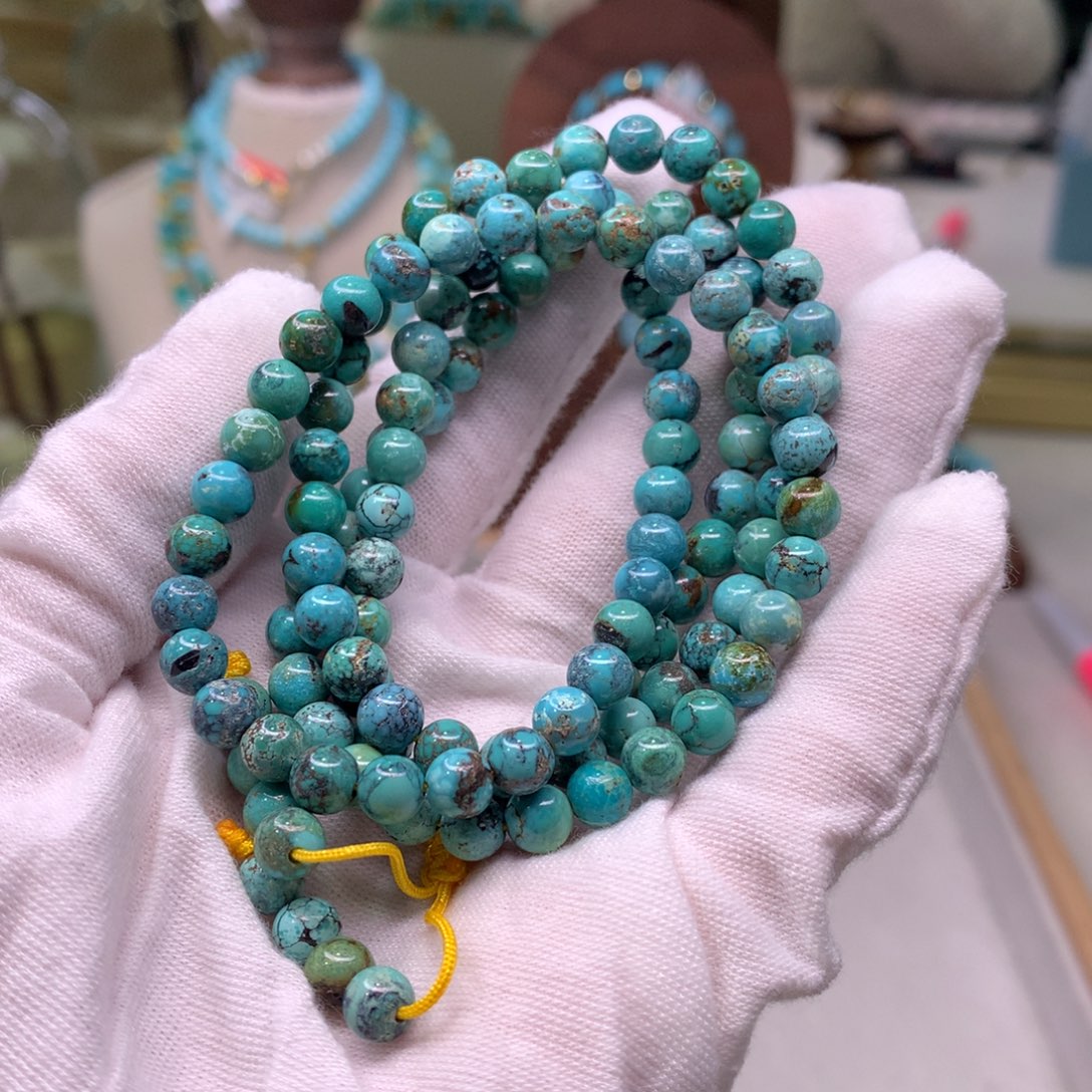 绿松石配饰未镶嵌