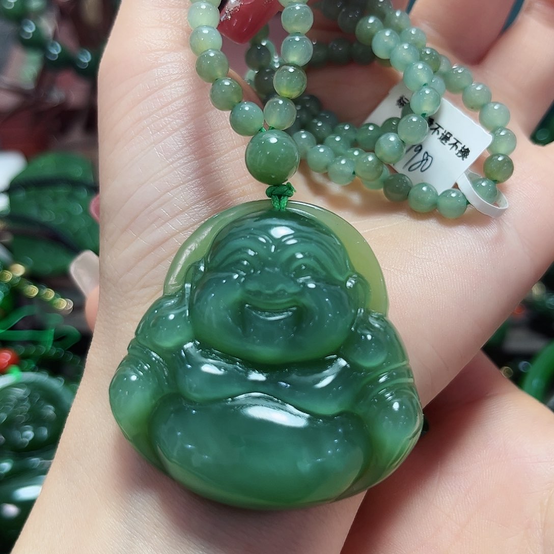 和田玉吊坠未镶嵌