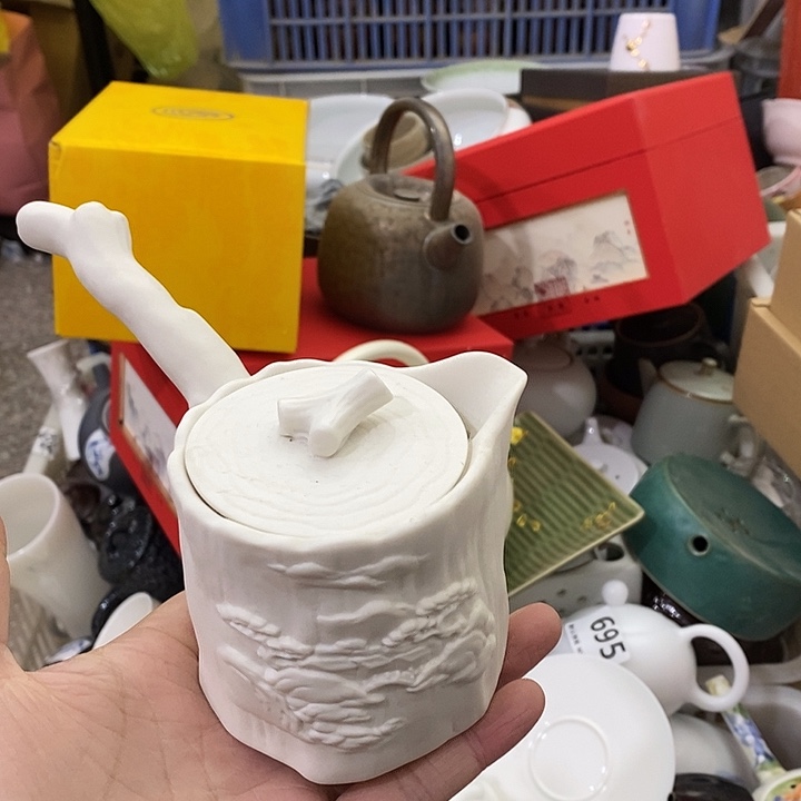 陶瓷艺术品及陶瓷制品