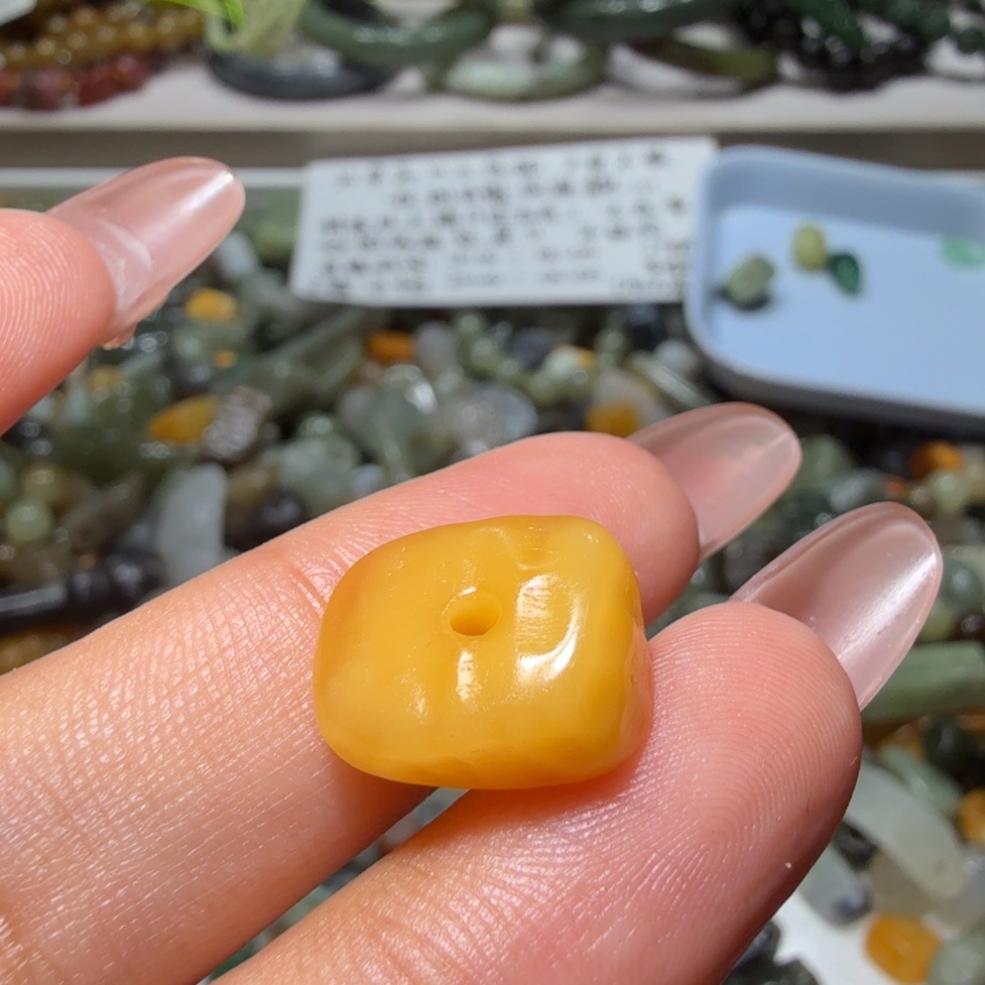 和田玉未镶嵌珠宝奇石