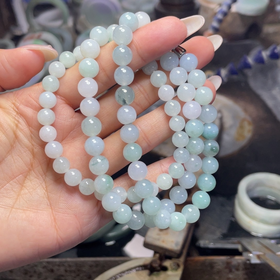 未镶嵌手链翡翠多样性