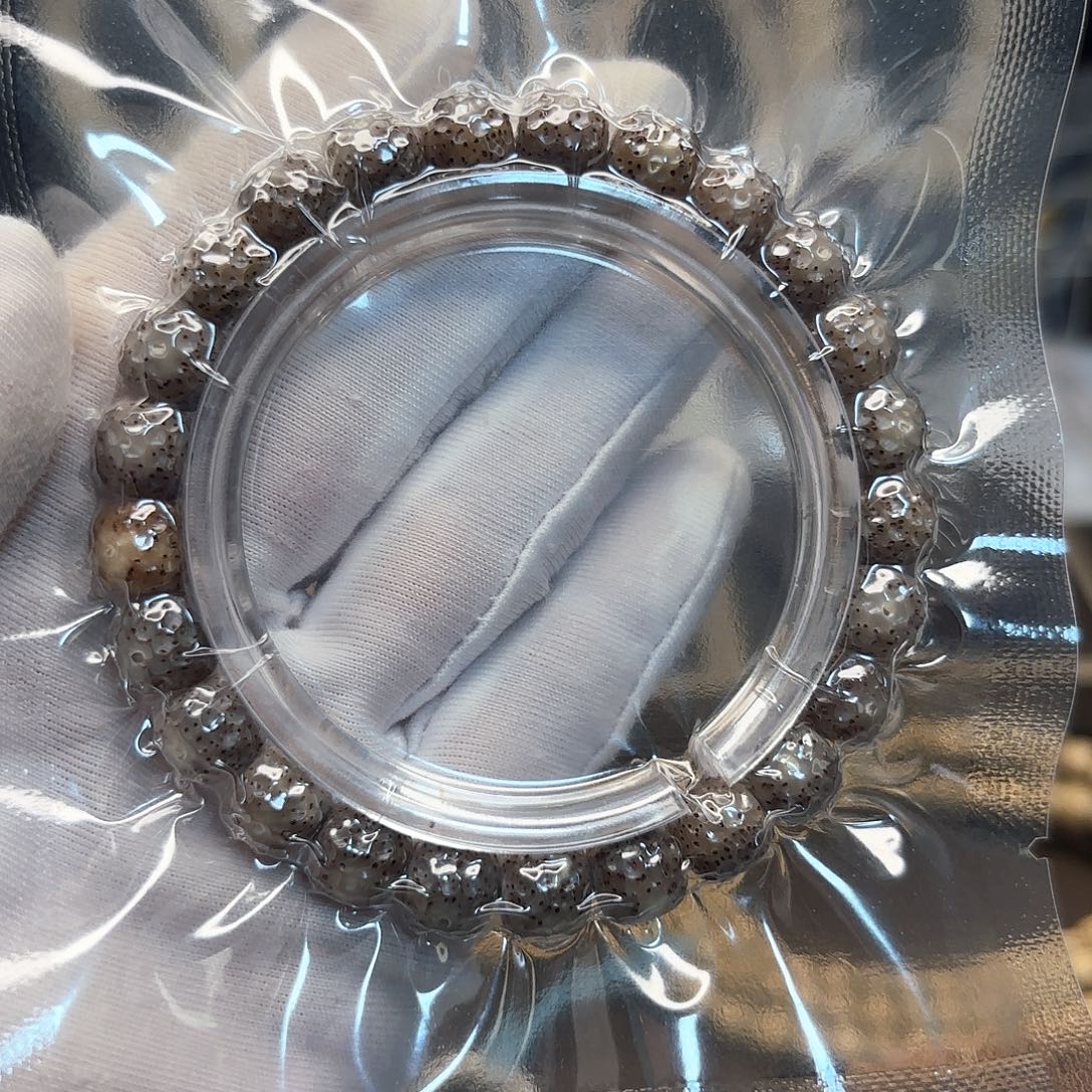 菩提漏石玉灰冰9*8手工无相星稀