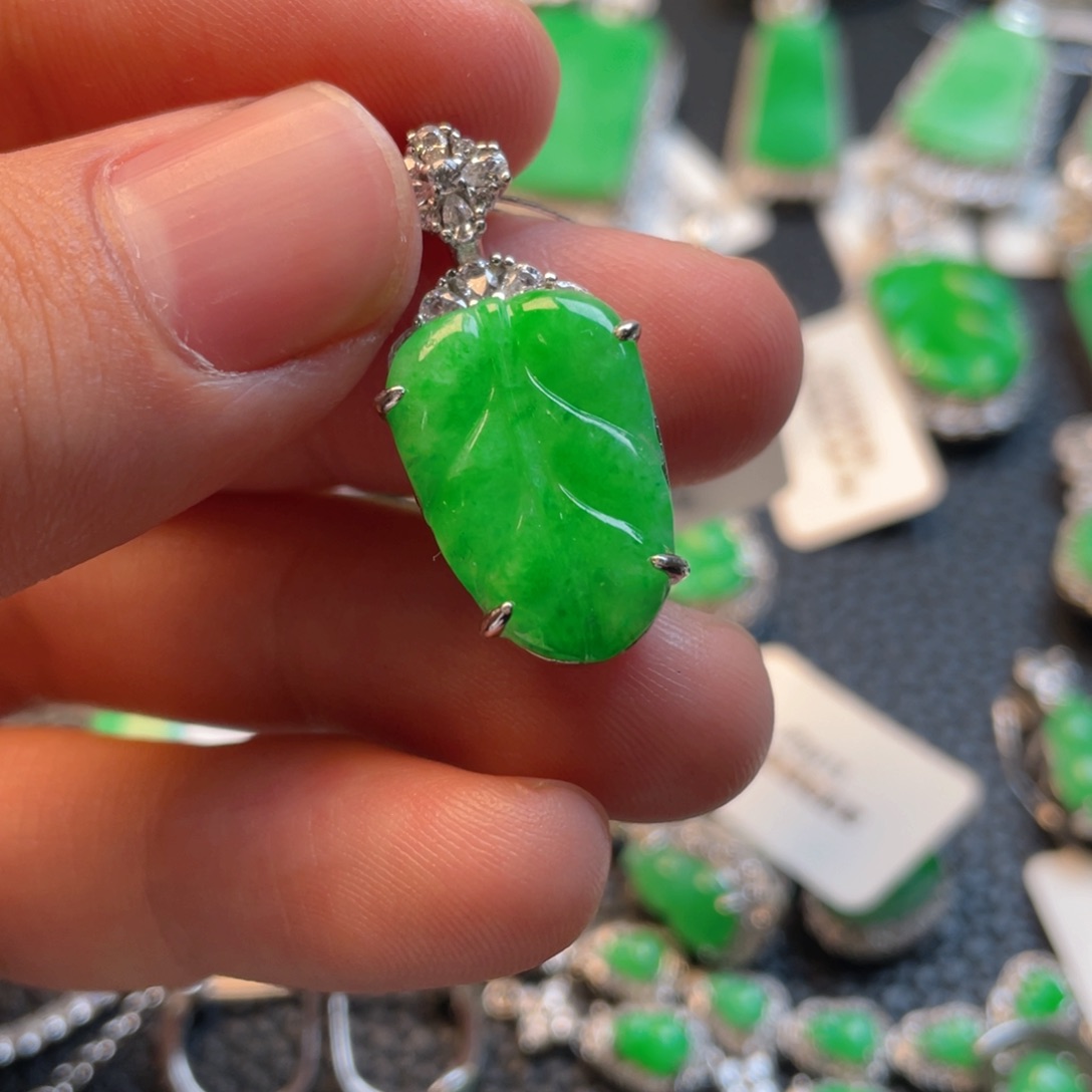 翡翠银S925镶嵌吊坠(不含链)