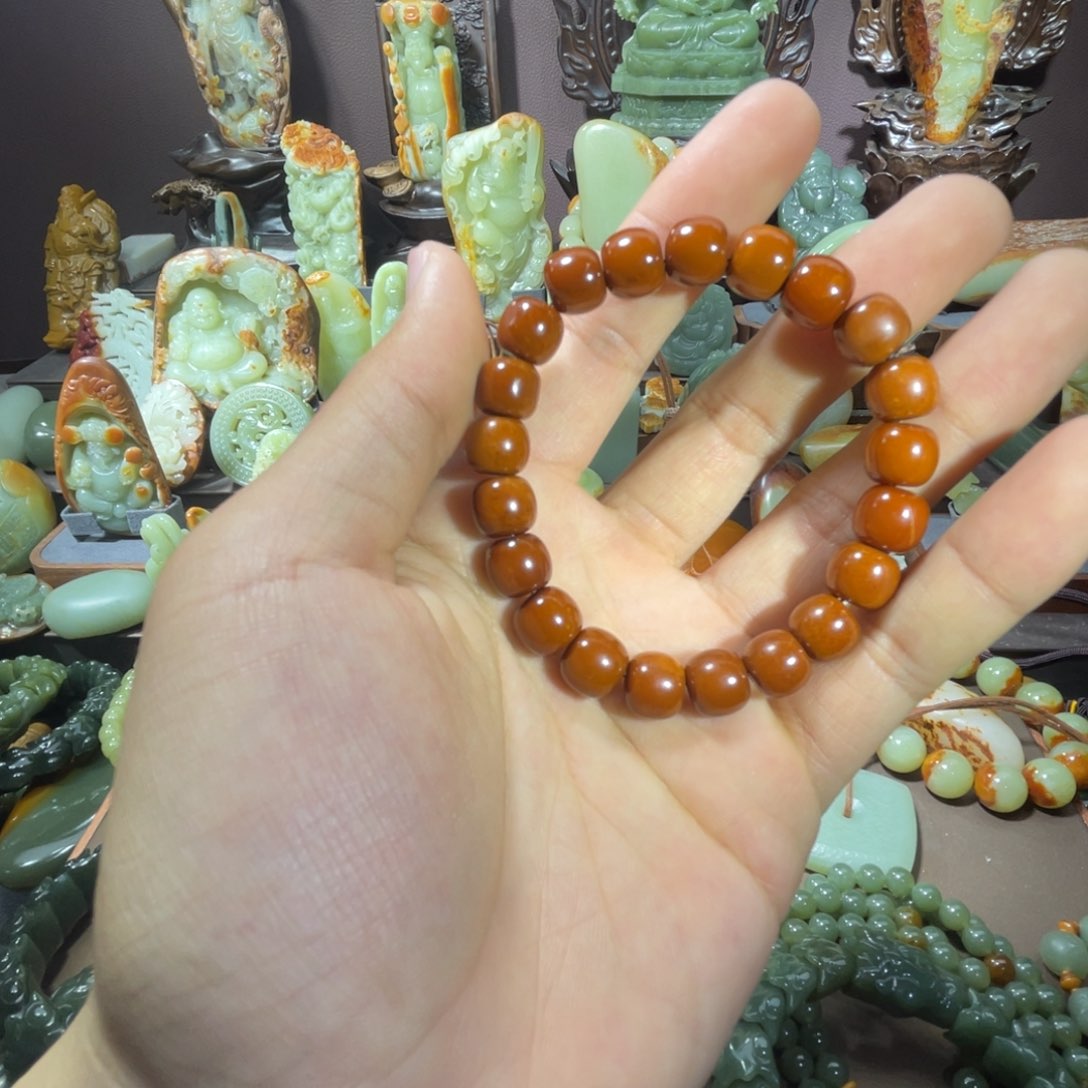 透闪石质玉手串未镶嵌