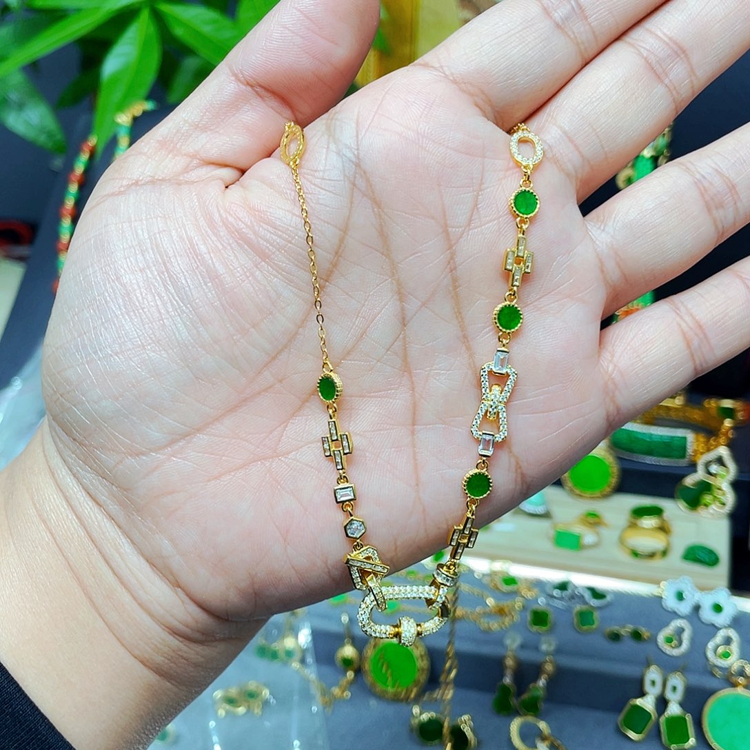 F***苏翡翠银S925镶嵌颈饰翡翠