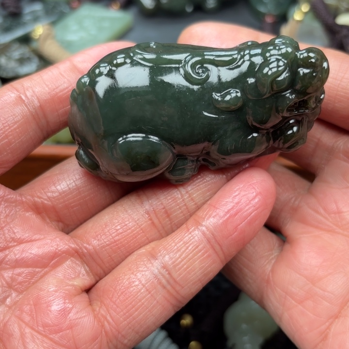 和田玉吊坠未镶嵌