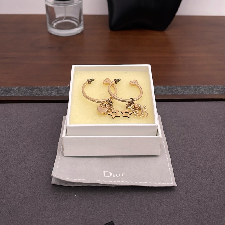 95新 DIOR/迪奥 【九筒奢品】金色水钻中古半圆耳饰/1470