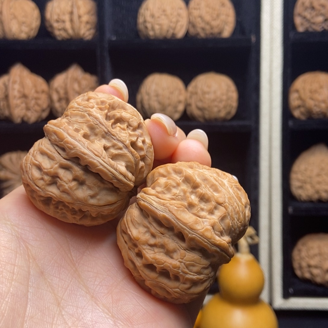 吊坠文玩核桃小****?43全品元宝