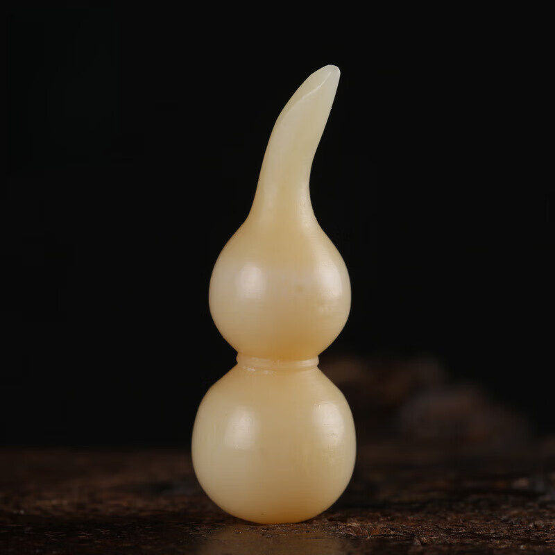 骆驼骨雕刻葫芦把件