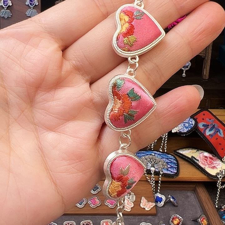 织绣手工刺绣工艺品