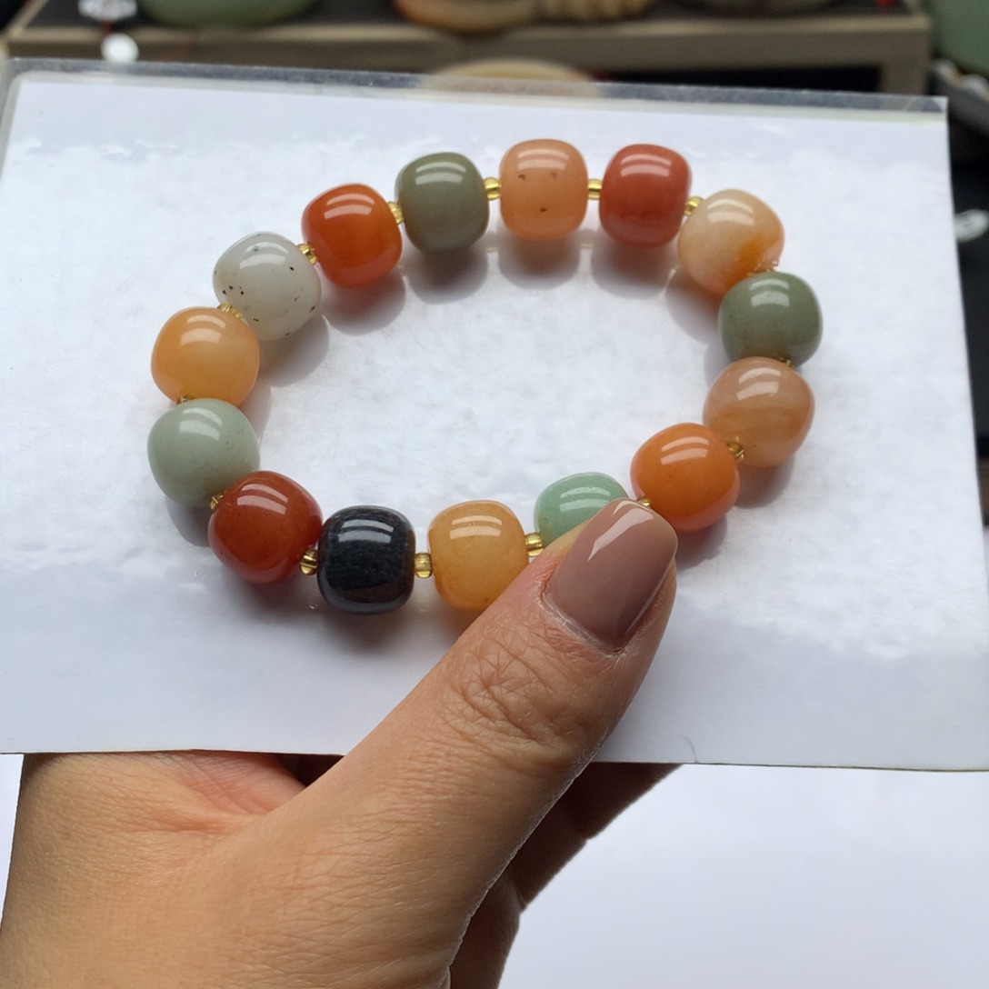 未镶嵌手镯石英质玉