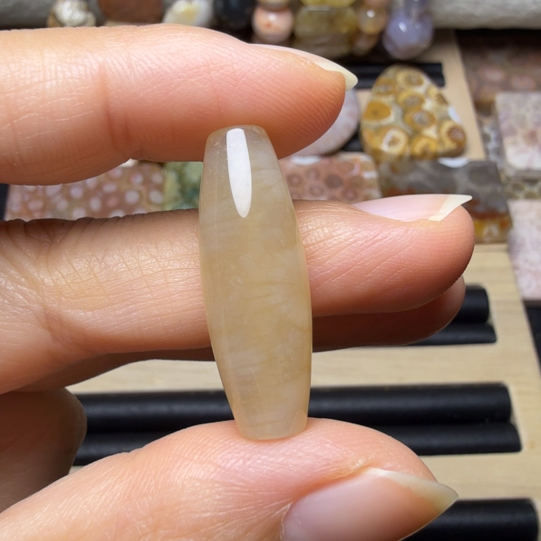 硅化玉未镶嵌糖白冰大花