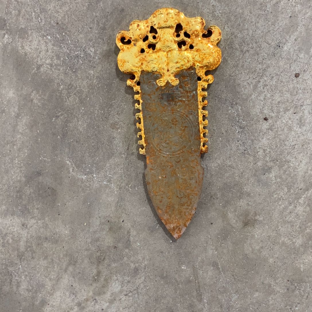 透闪石质玉未镶嵌挂件