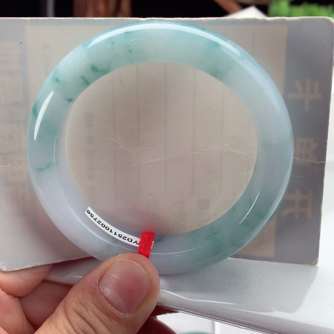 常***姐翡翠未镶嵌手镯纯天然缅甸