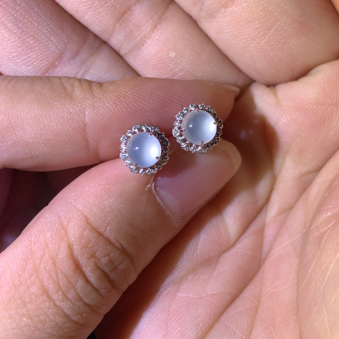 翡翠18K金镶嵌耳饰翡翠