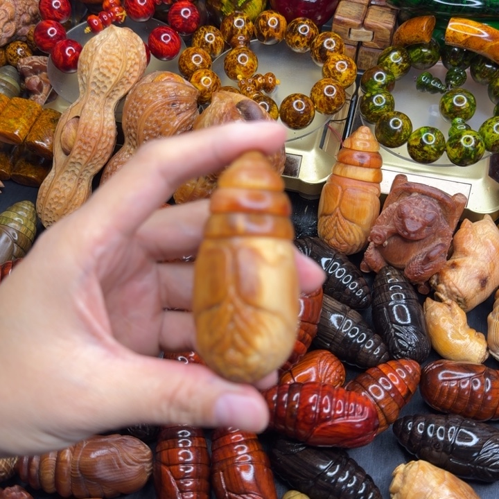 松木琥珀木文玩手串