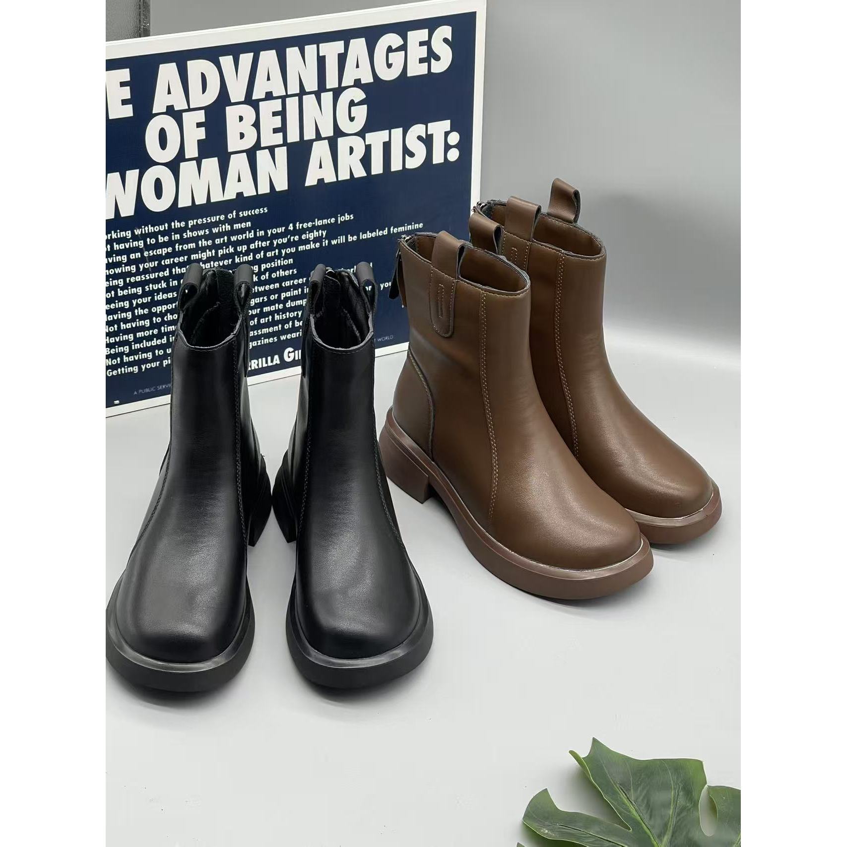 冬季女靴复古短筒显脚小女士短筒靴秋冬加绒马丁靴8803-1