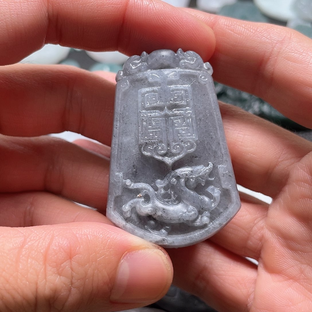 未镶嵌定制翡翠老****帅翡翠