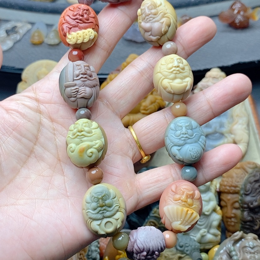 【闪购商品】定制石英质玉吊坠未镶嵌