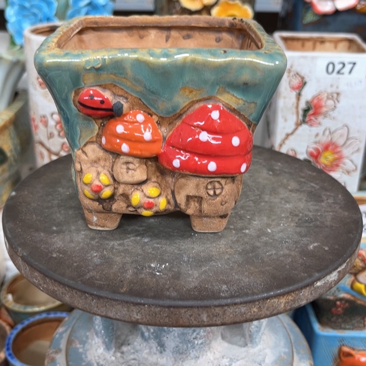 紫砂花盆粗陶材质多肉陶瓷花盆