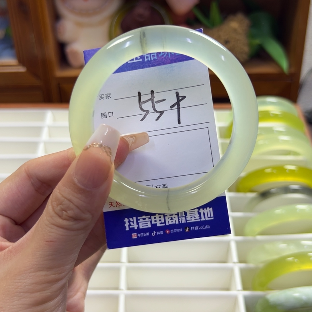 未镶嵌蛇纹石玉手镯625